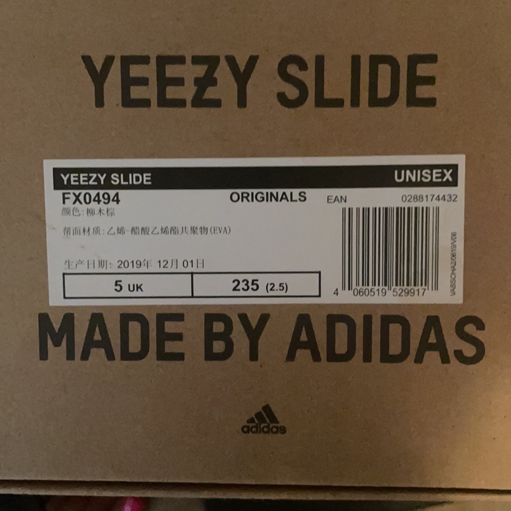 Yeezy SLIDES! - Picture 2 of 2
